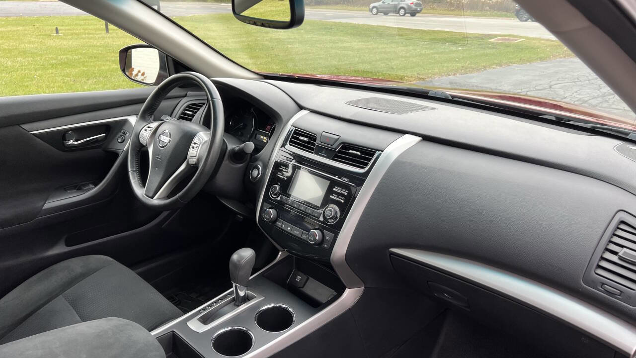 Used 2015 Nissan Altima 2.5 SV w/ Convenience Package FWD image 22