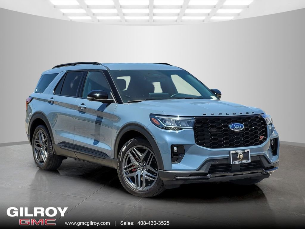 Used 2025 Ford Explorer ST RWD image 1