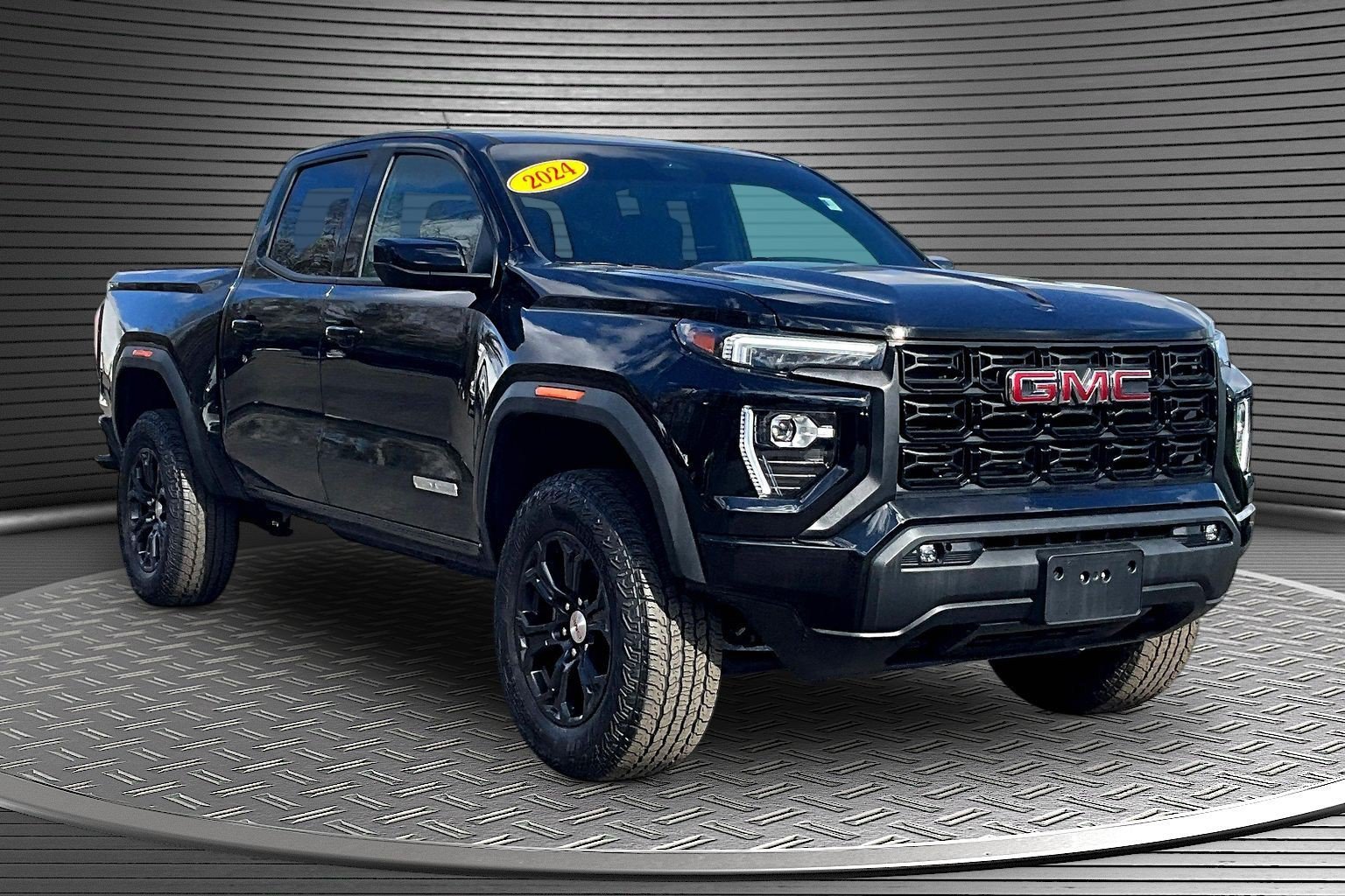 Used 2024 GMC Canyon Elevation w/ Convenience Package