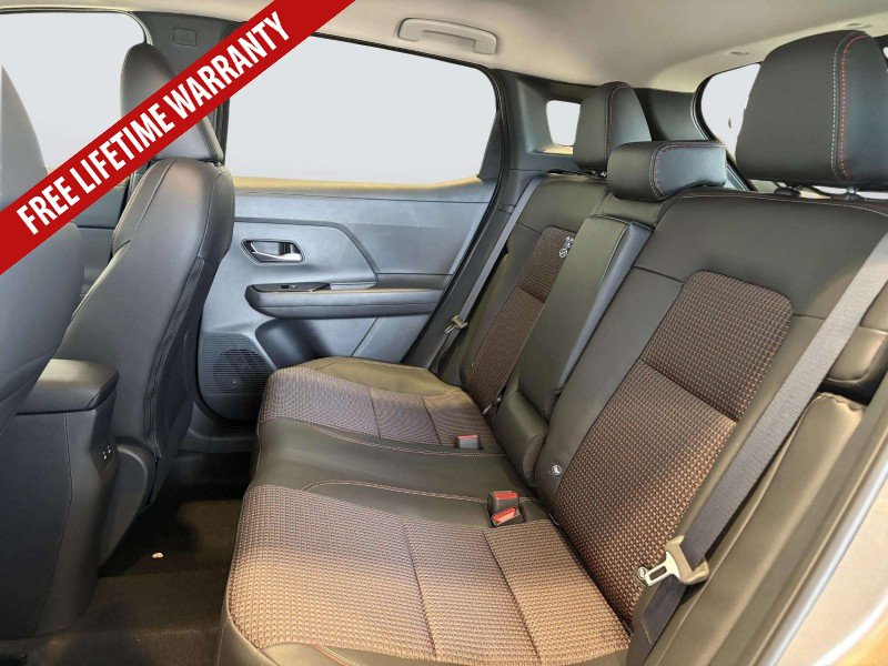 New 2026 Nissan Kicks SR FWD image 27