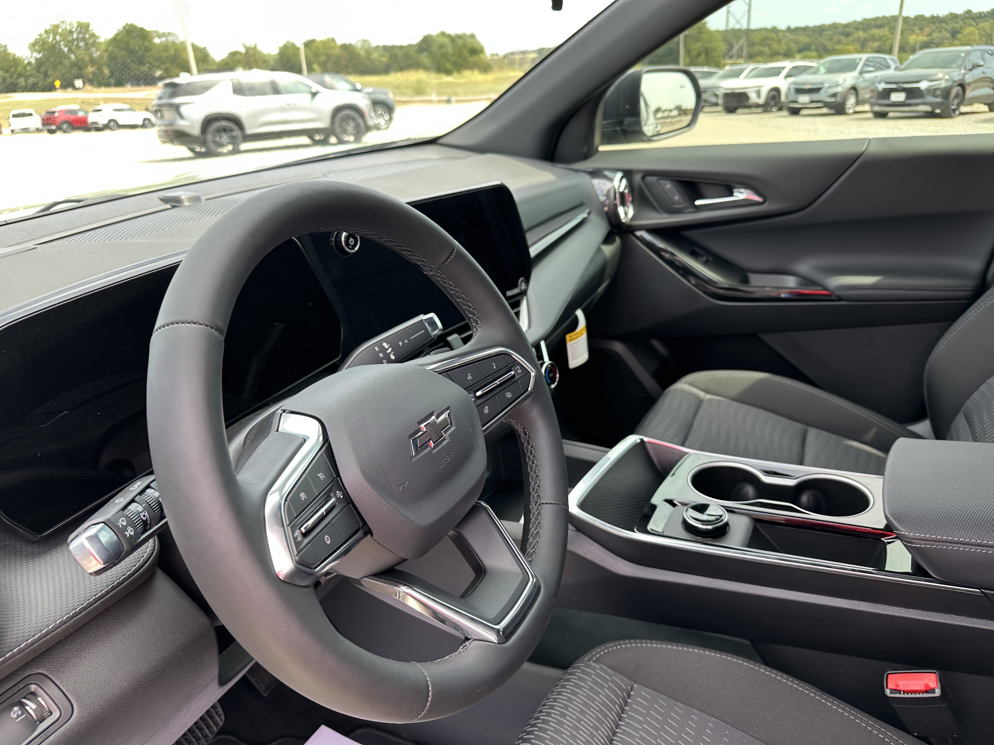 New 2026 Chevrolet Equinox LT w/ Midnight Edition image 15