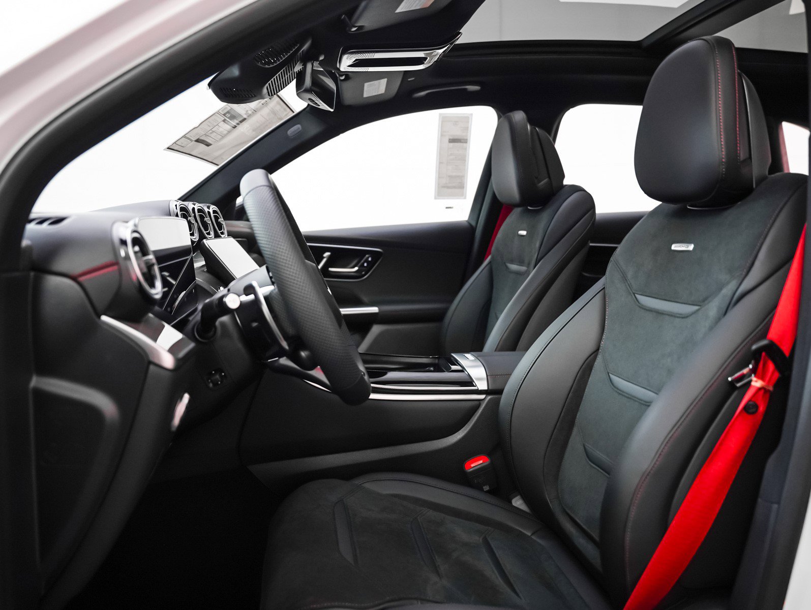 New 2026 Mercedes-Benz GLC 43 AMG 4MATIC image 8