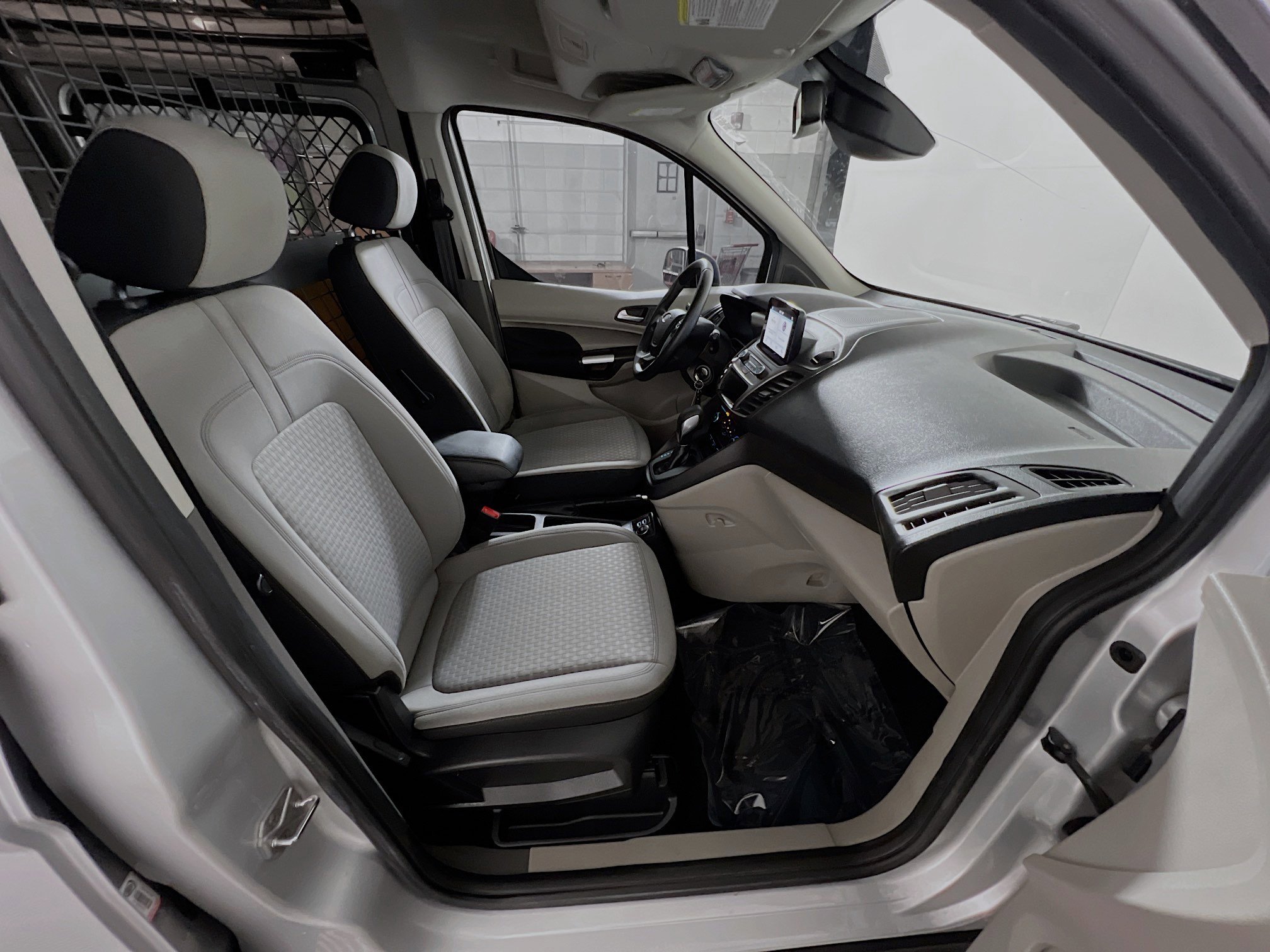 Used 2019 Ford Transit Connect XLT FWD image 31