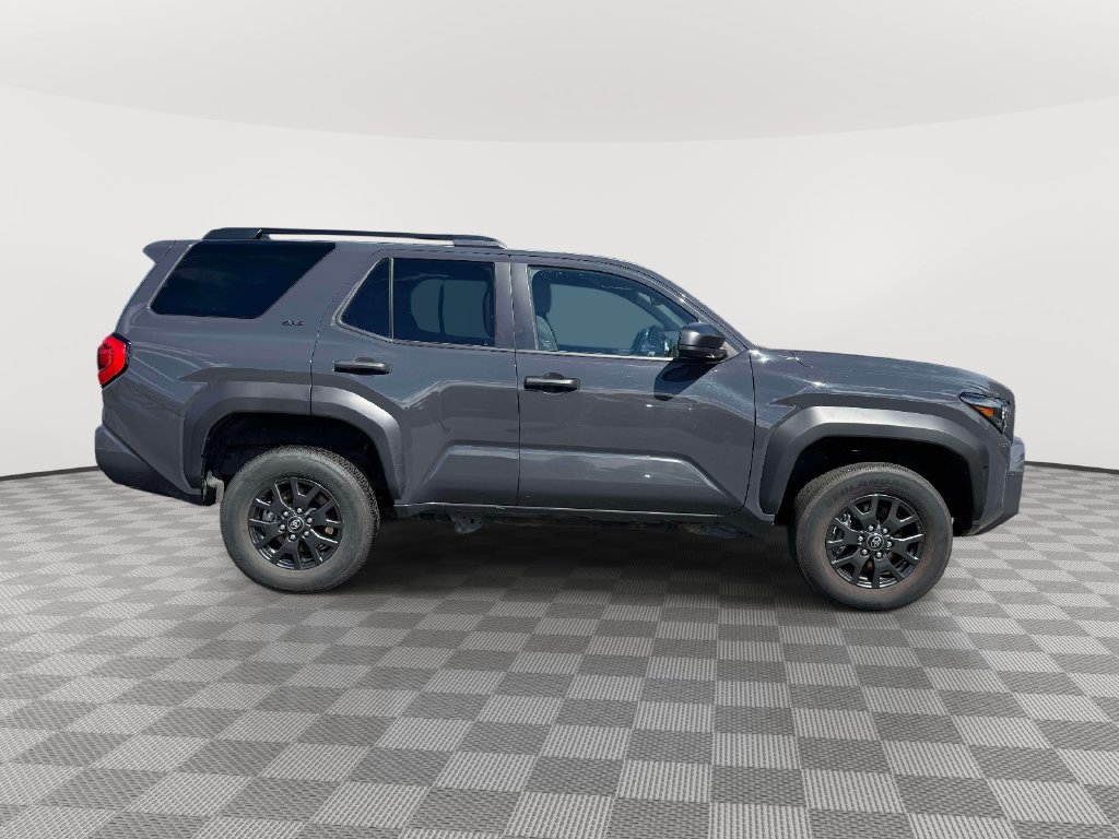 Used 2025 Toyota 4Runner SR5 AWD/4WD image 8