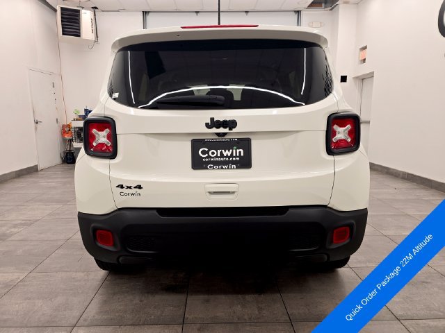 Used 2023 Jeep Renegade Altitude AWD/4WD image 4
