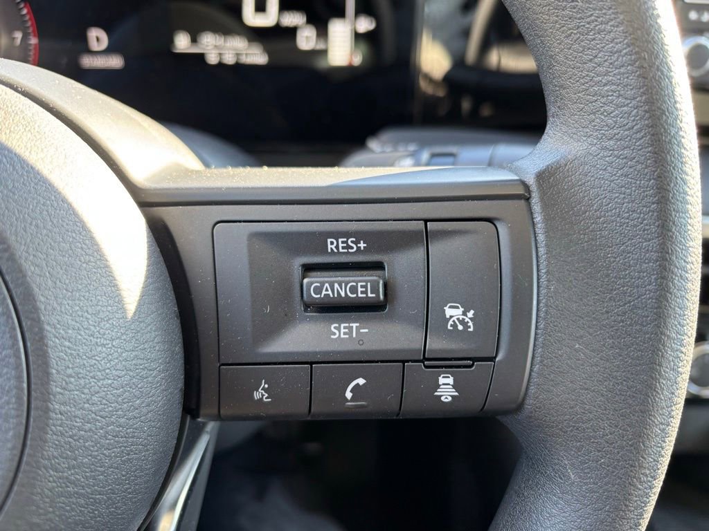 Used 2025 Nissan Kicks S image 23