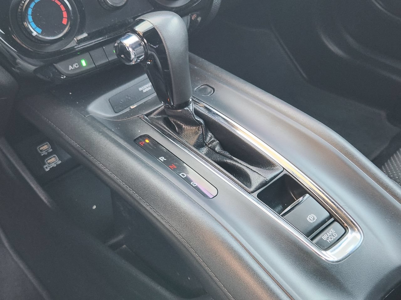 Used 2019 Honda HR-V Sport image 19