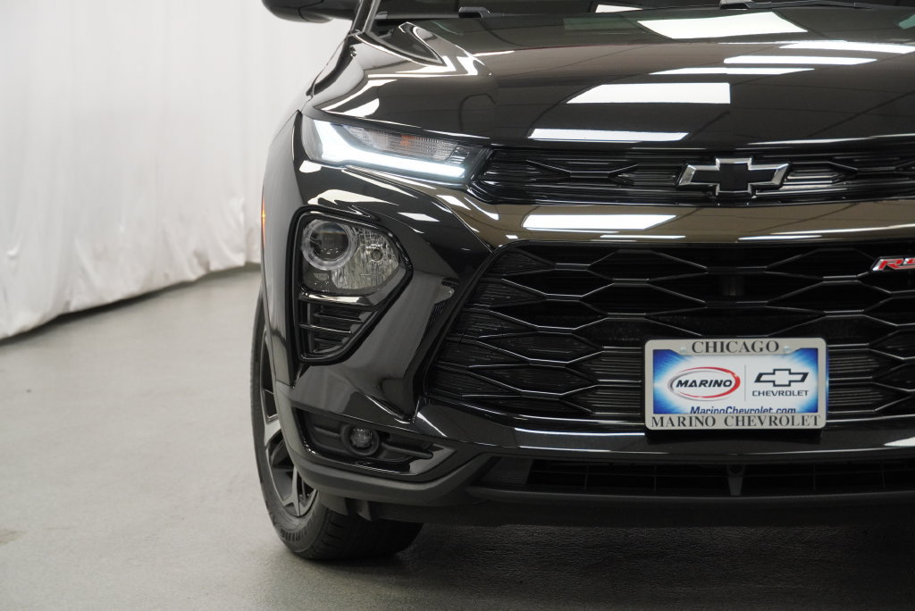 Certified 2021 Chevrolet TrailBlazer RS w/ Sun and Liftgate Package AWD/4WD image 14