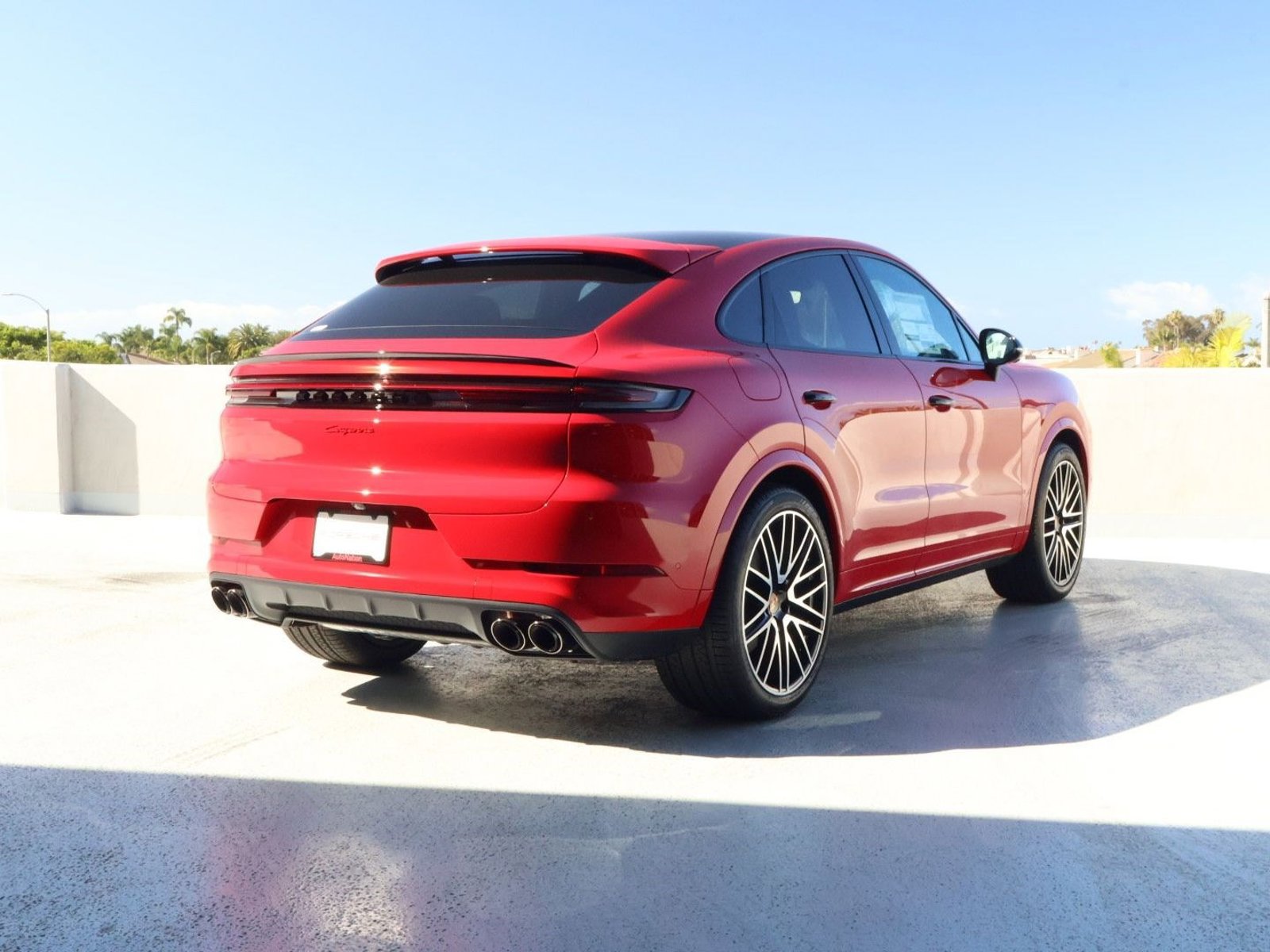 New 2026 Porsche Cayenne Coupe AWD/4WD image 9