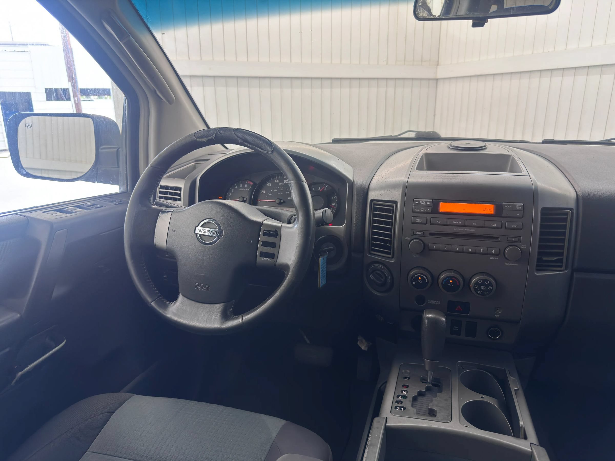 Used 2006 Nissan Titan SE AWD/4WD image 15