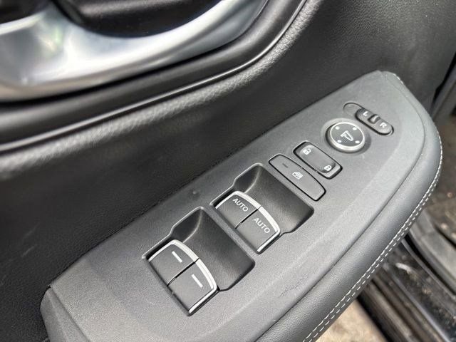 Used 2023 Honda HR-V EX-L image 25