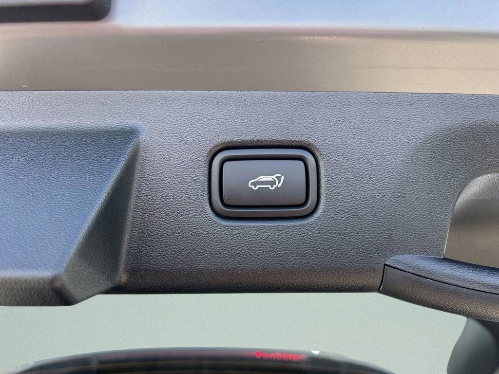 New 2026 Hyundai Tucson Limited image 26