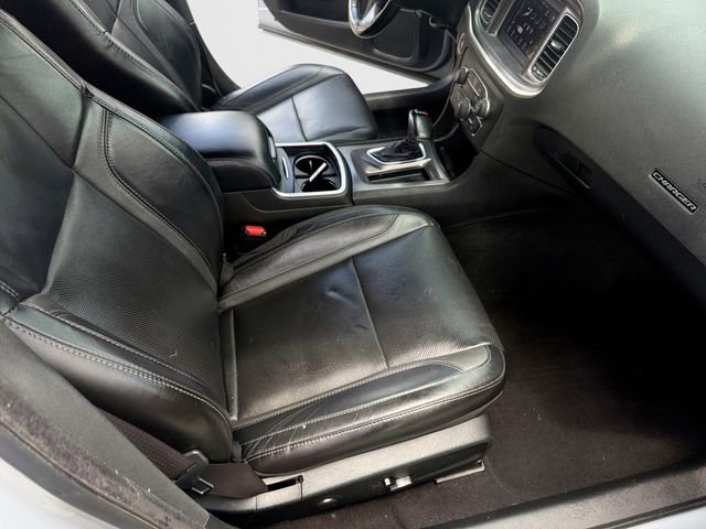 Used 2022 Dodge Charger SXT w/ Leather Interior Group RWD image 34