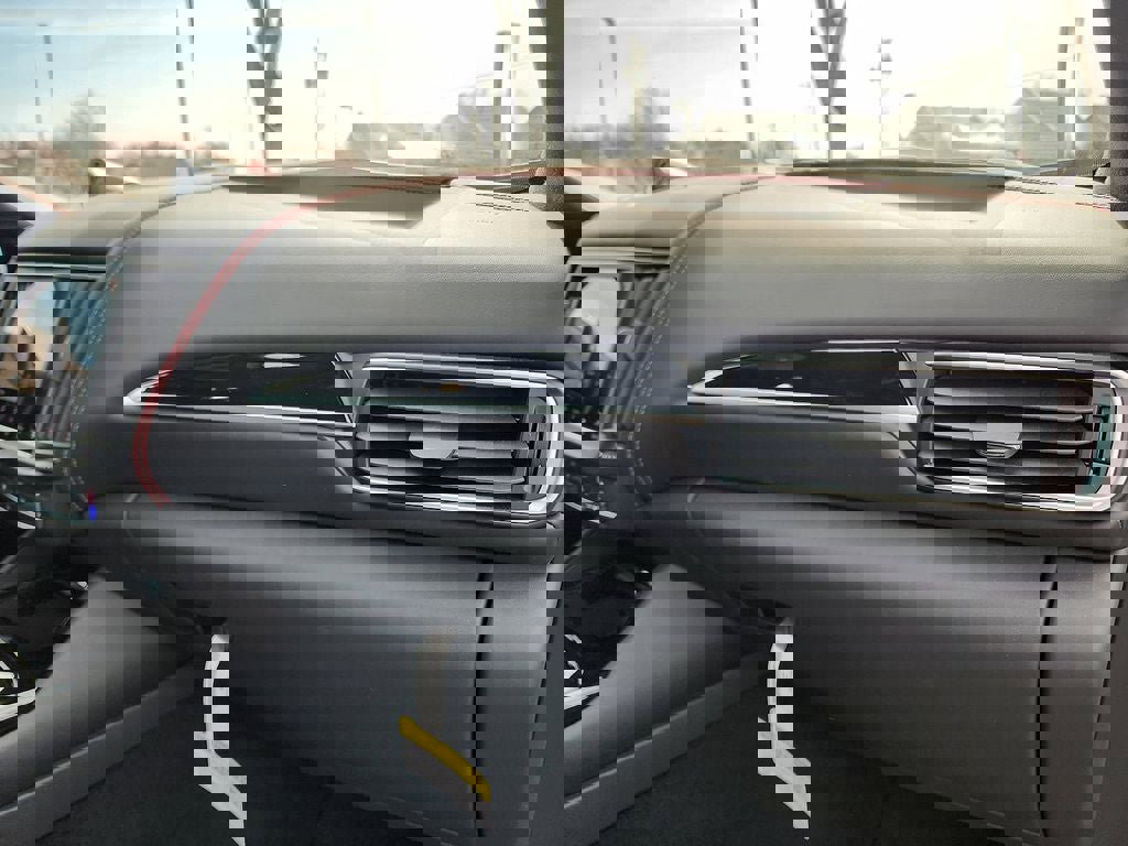 New 2024 Maserati Levante GT Ultima image 25