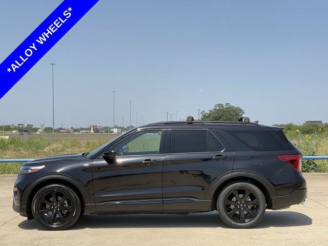 Certified 2023 Ford Explorer ST-Line w/ Class IV Trailer Tow Package RWD image 3