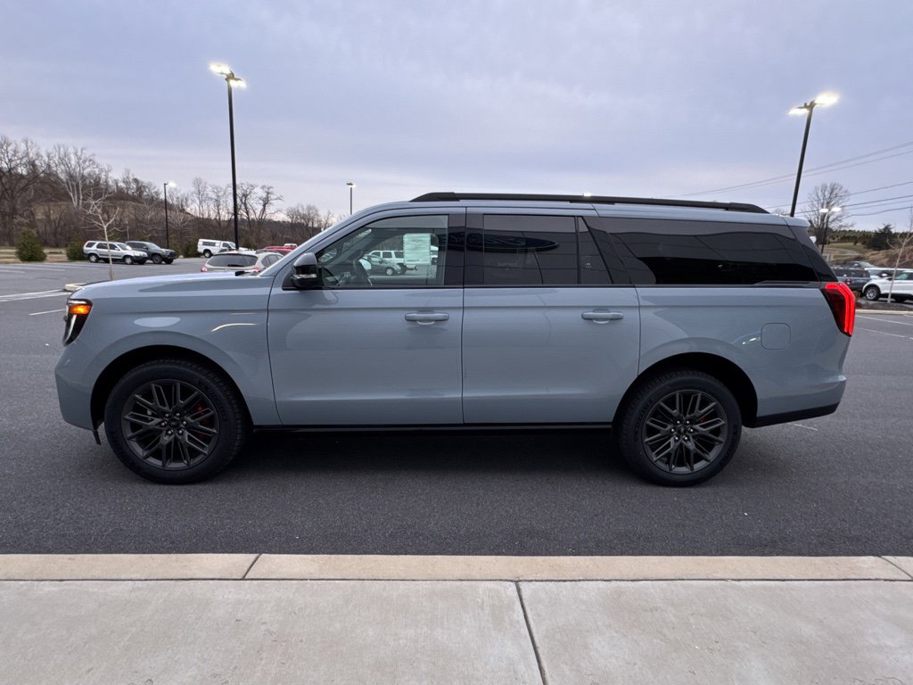 New 2025 Ford Expedition Max Platinum w/ Stealth Performance Package image 13