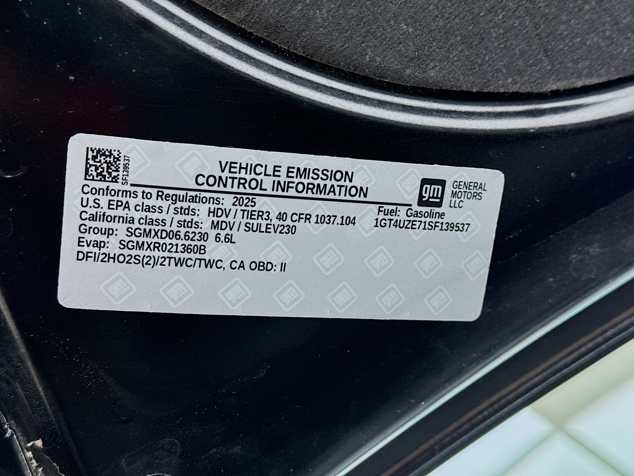 Used 2025 GMC Sierra 2500 AT4X AWD/4WD image 21