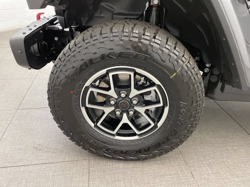 New 2026 Jeep Gladiator Mojave AWD/4WD image 8