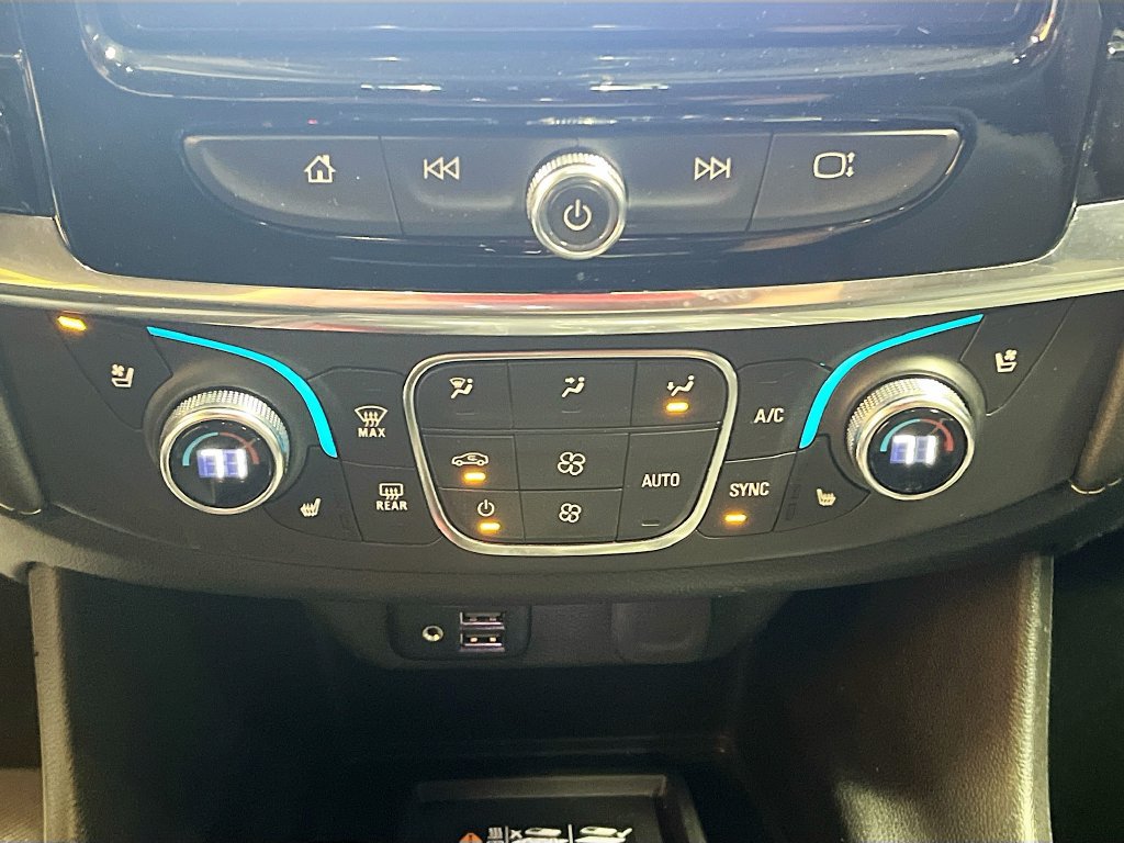 Used 2023 Chevrolet Traverse Premier w/ Redline Edition AWD/4WD image 16
