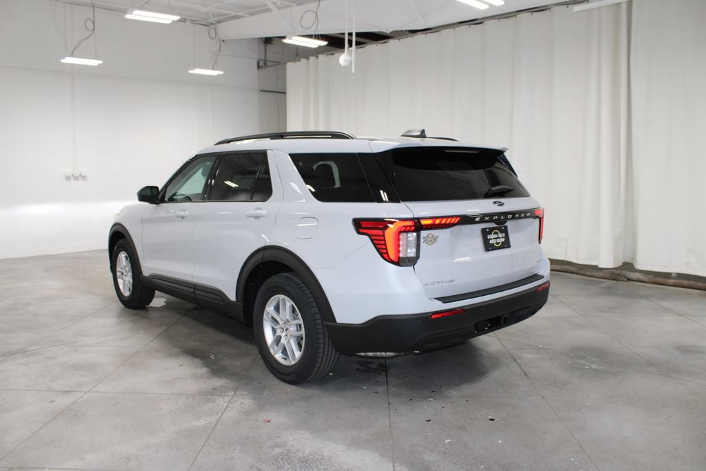 New 2026 Ford Explorer Active RWD image 6