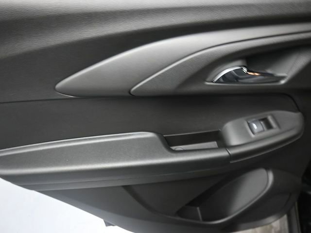 Used 2025 Chevrolet TrailBlazer LT w/ Convenience Package image 18