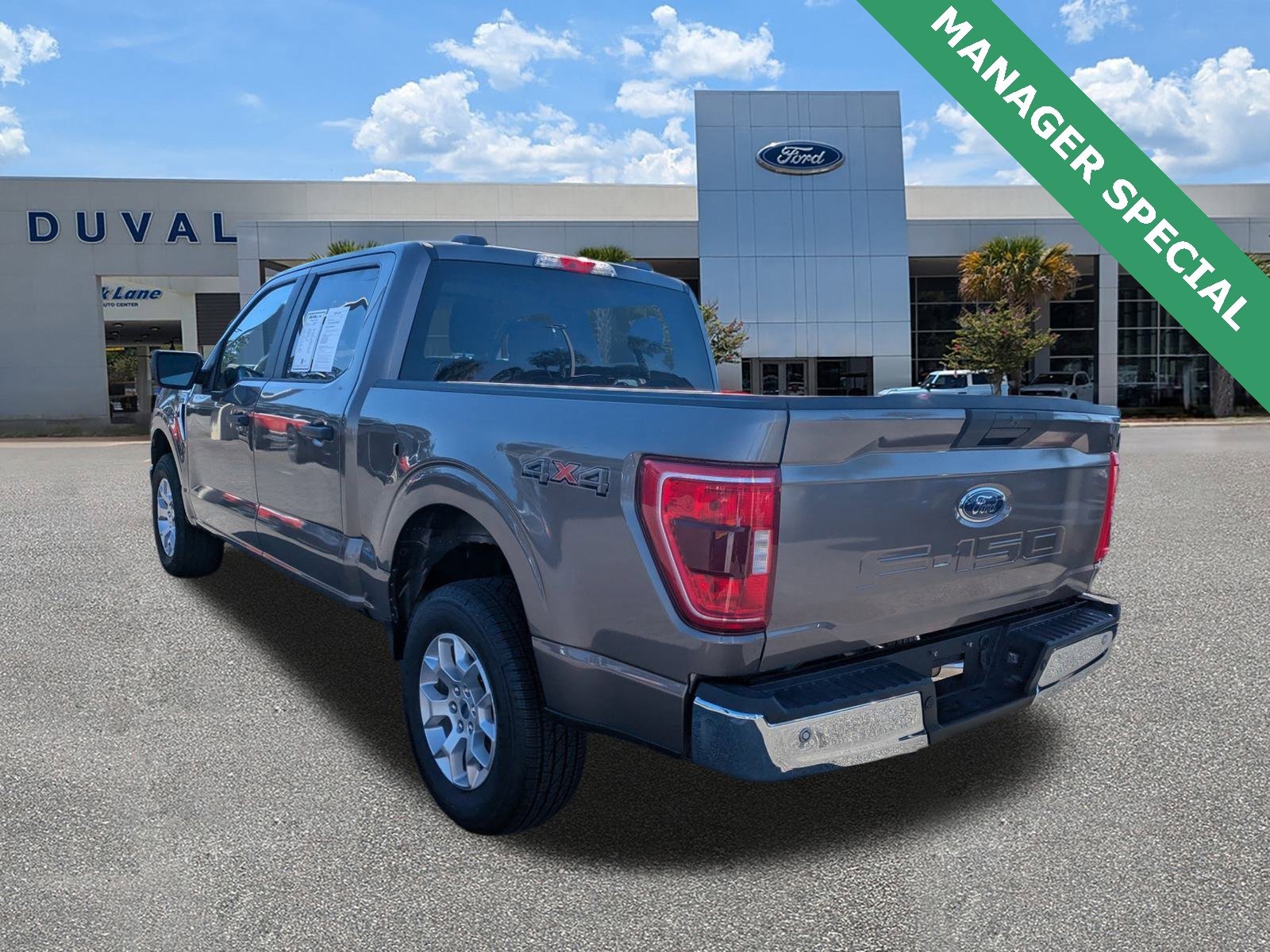 Used 2023 Ford F150 XLT image 5