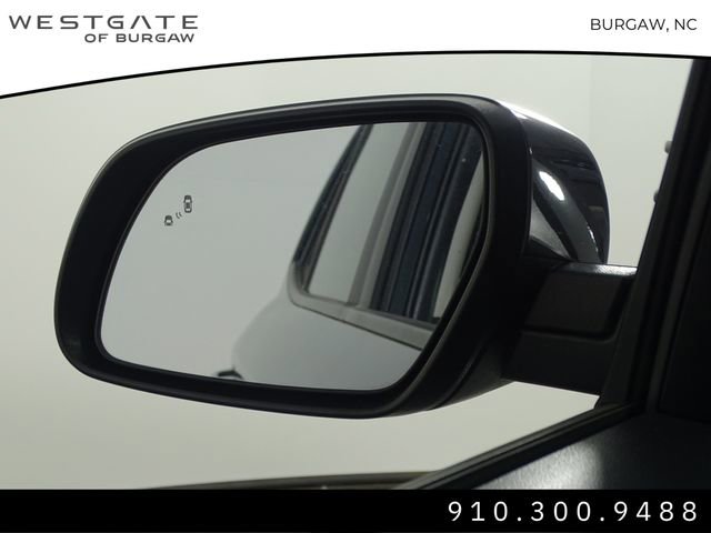Used 2024 Hyundai Venue SEL image 28