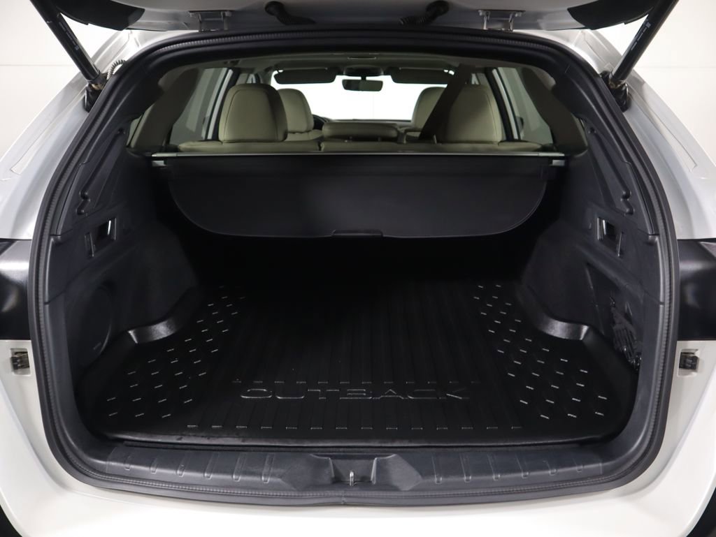 Used 2024 Subaru Outback Limited image 28