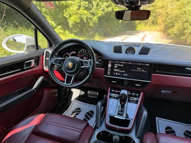 Used 2019 Porsche Cayenne S AWD/4WD image 28