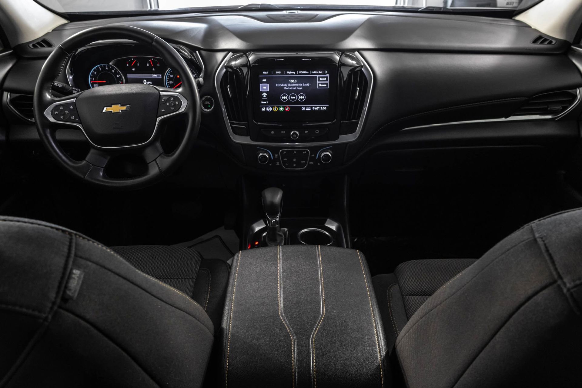 Used 2021 Chevrolet Traverse LT AWD/4WD image 23