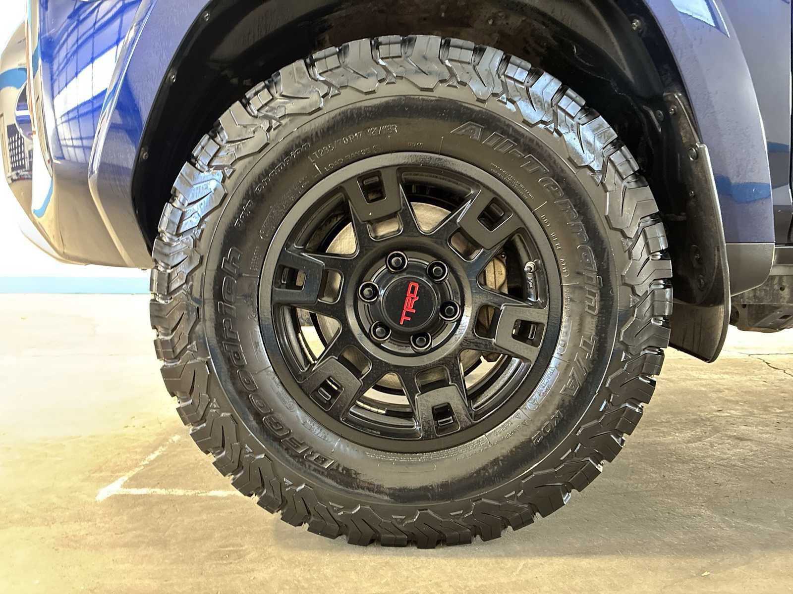 Used 2020 Toyota 4Runner TRD Off-Road Premium image 17