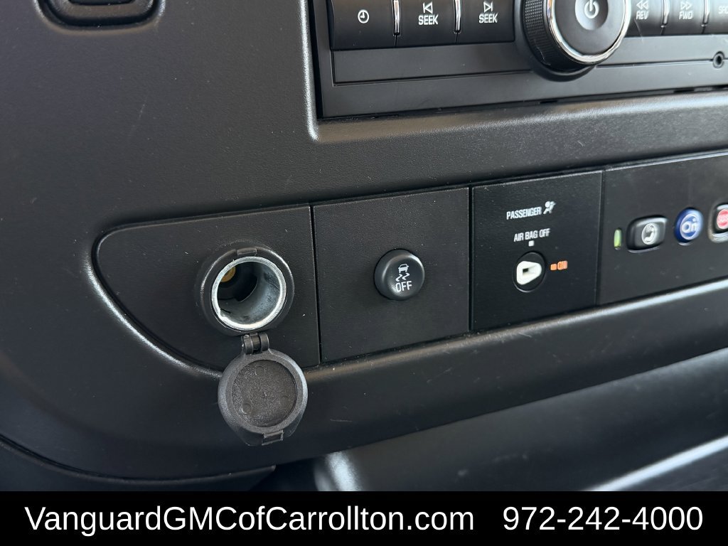 Used 2025 GMC Savana 3500 LT w/ LT Preferred Equipment Group RWD image 21