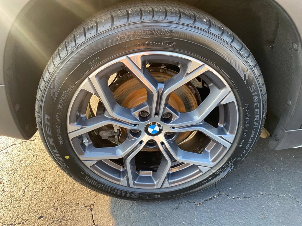 Used 2021 BMW X1 xDrive28i w/ Convenience Package AWD/4WD image 16