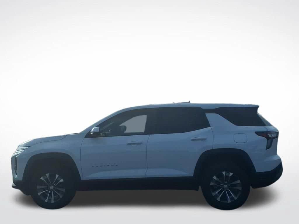 New 2027 Chevrolet Equinox LT w/ Convenience Package II FWD image 7