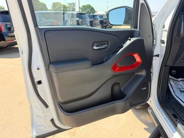 Used 2023 Nissan Frontier PRO-4X w/ Pro Convenience Package AWD/4WD image 33