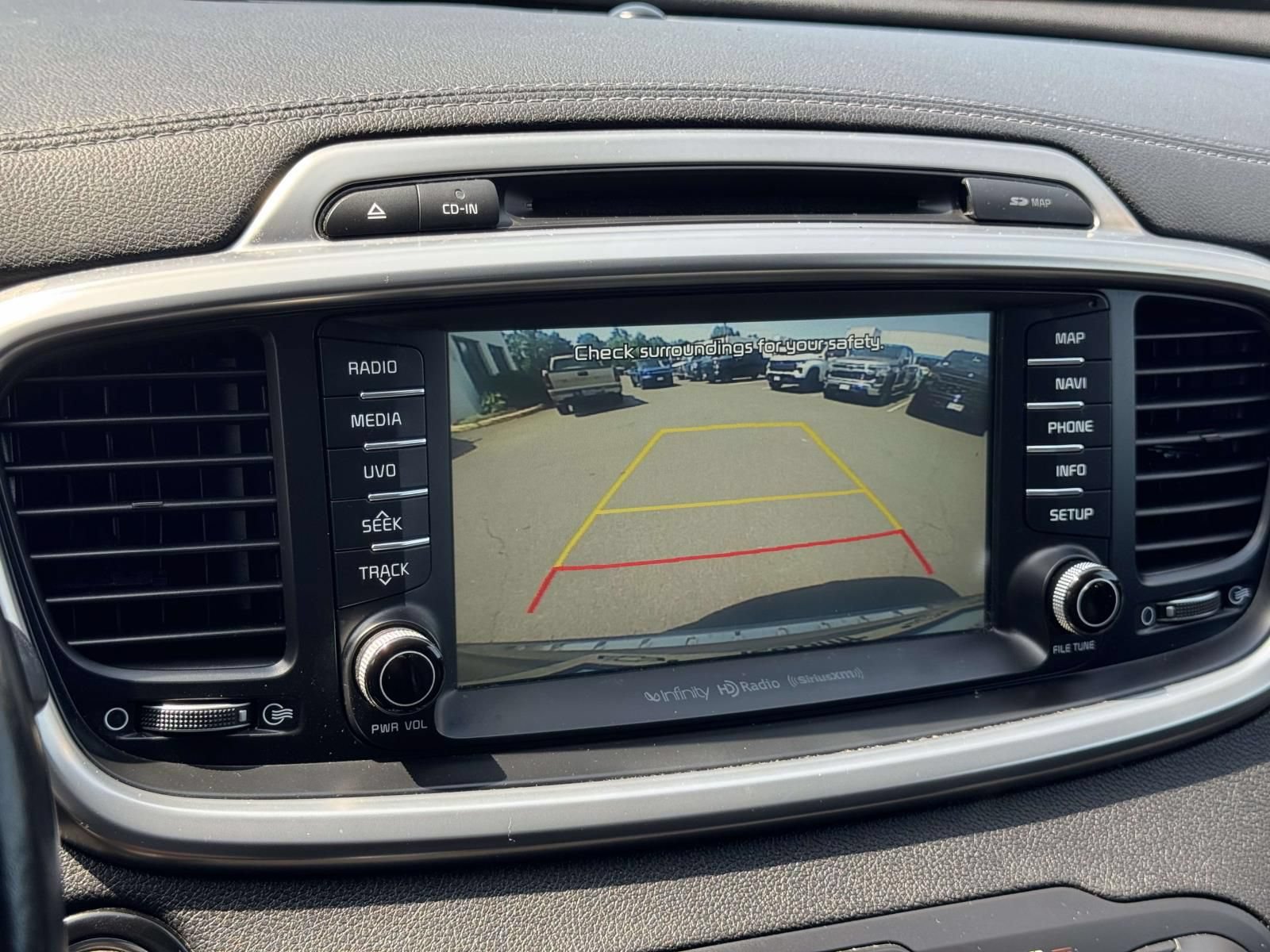 Used 2016 Kia Sorento SX AWD/4WD image 10