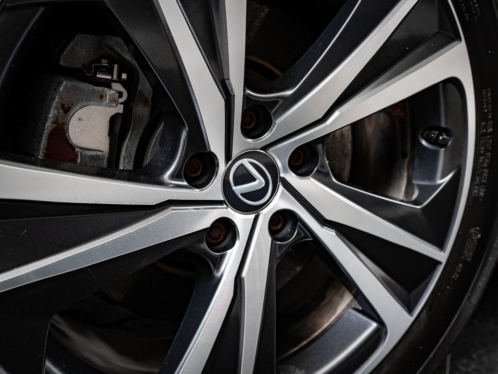 Certified 2024 Lexus RX 350h w/ Convenience Package image 8