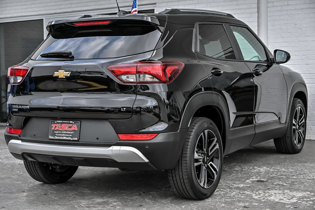 Used 2024 Chevrolet TrailBlazer LT w/ LT Cold Weather Package AWD/4WD image 10