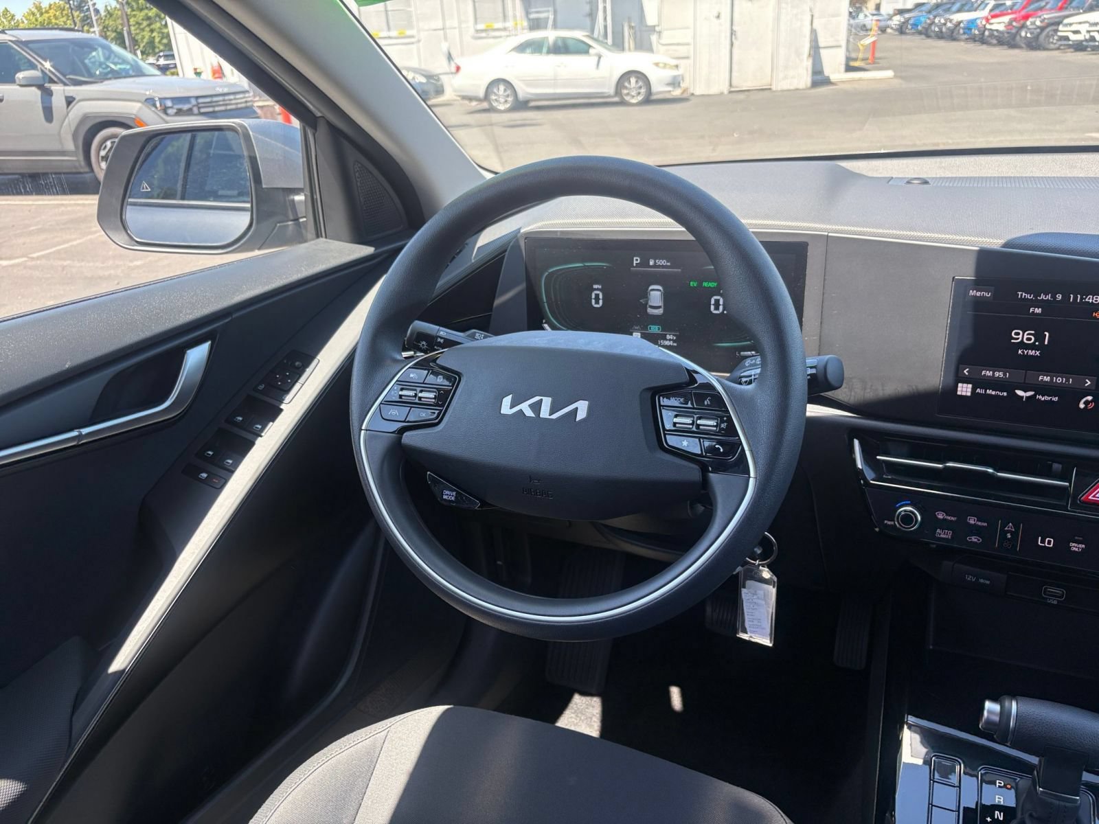 Used 2026 Kia Niro LX FWD image 32