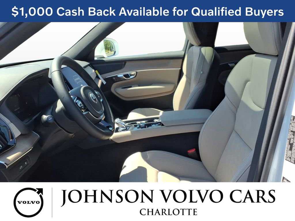 New 2026 Volvo XC90 T8 Plus w/ Protection Package Premier AWD/4WD image 13