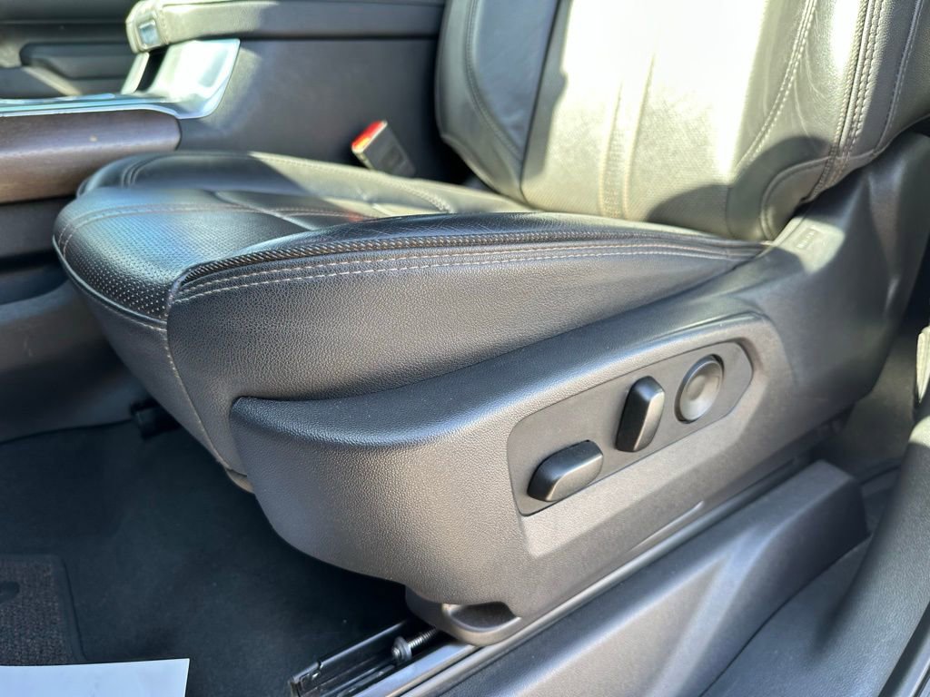 Used 2025 Chevrolet Silverado 2500 High Country w/ Technology Package image 33