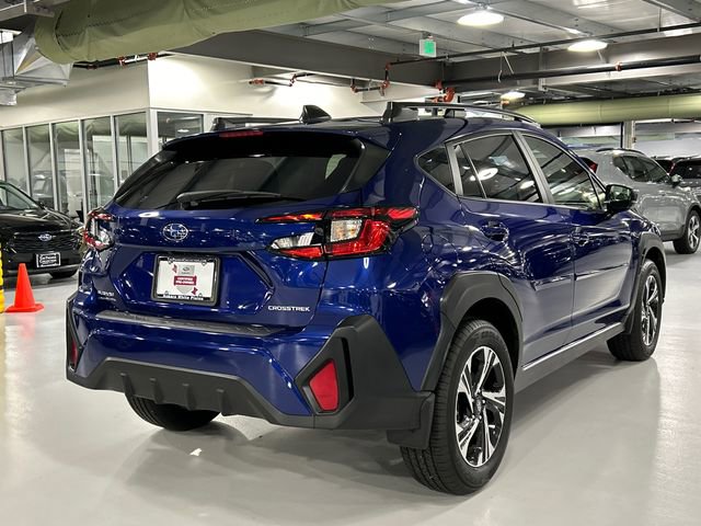 Used 2025 Subaru Crosstrek 2.0i Premium image 2