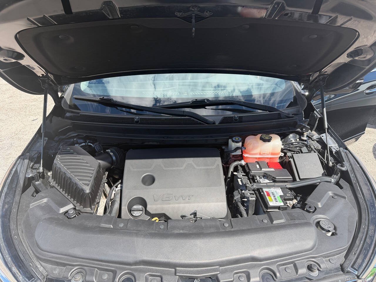 Used 2020 Buick Enclave Essence FWD image 21