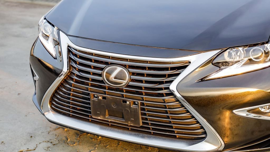 Used 2018 Lexus ES 350 image 6