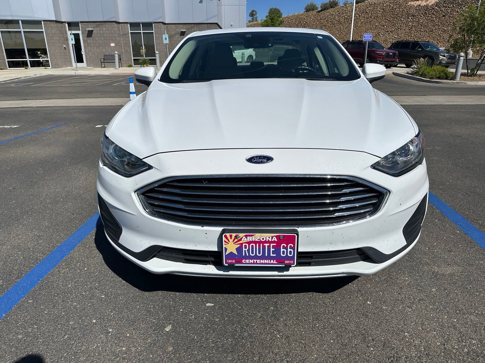 Used 2019 Ford Fusion SE FWD image 12