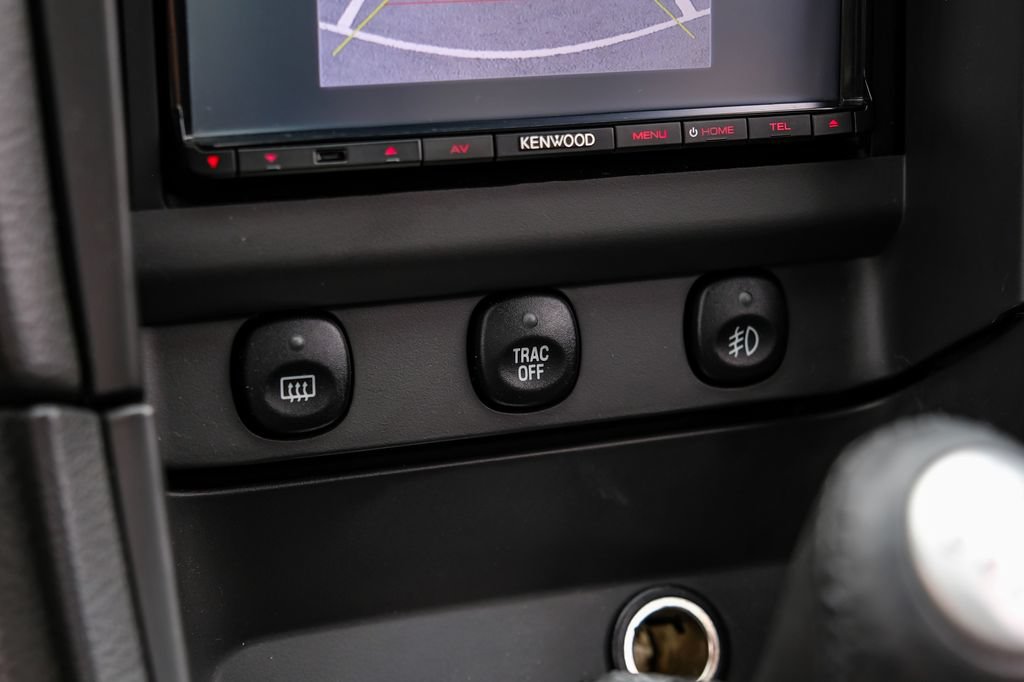 Used 2004 Ford Mustang Cobra RWD image 22