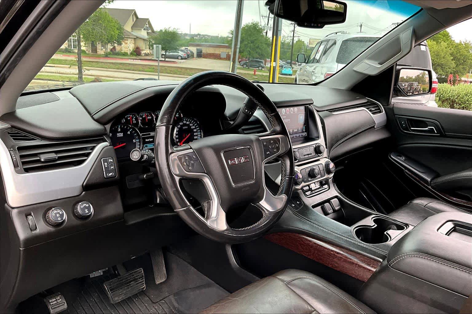 Used 2019 GMC Yukon SLT image 18