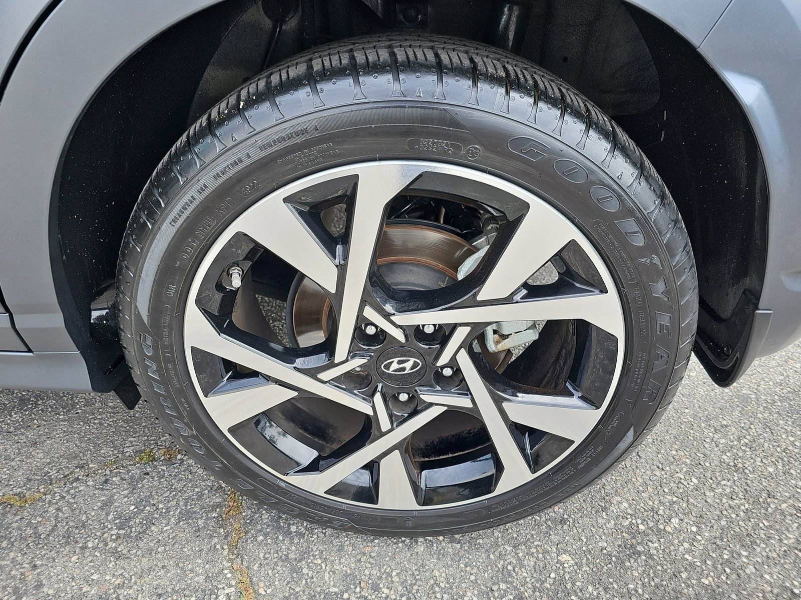 Used 2022 Hyundai Kona Limited FWD image 38