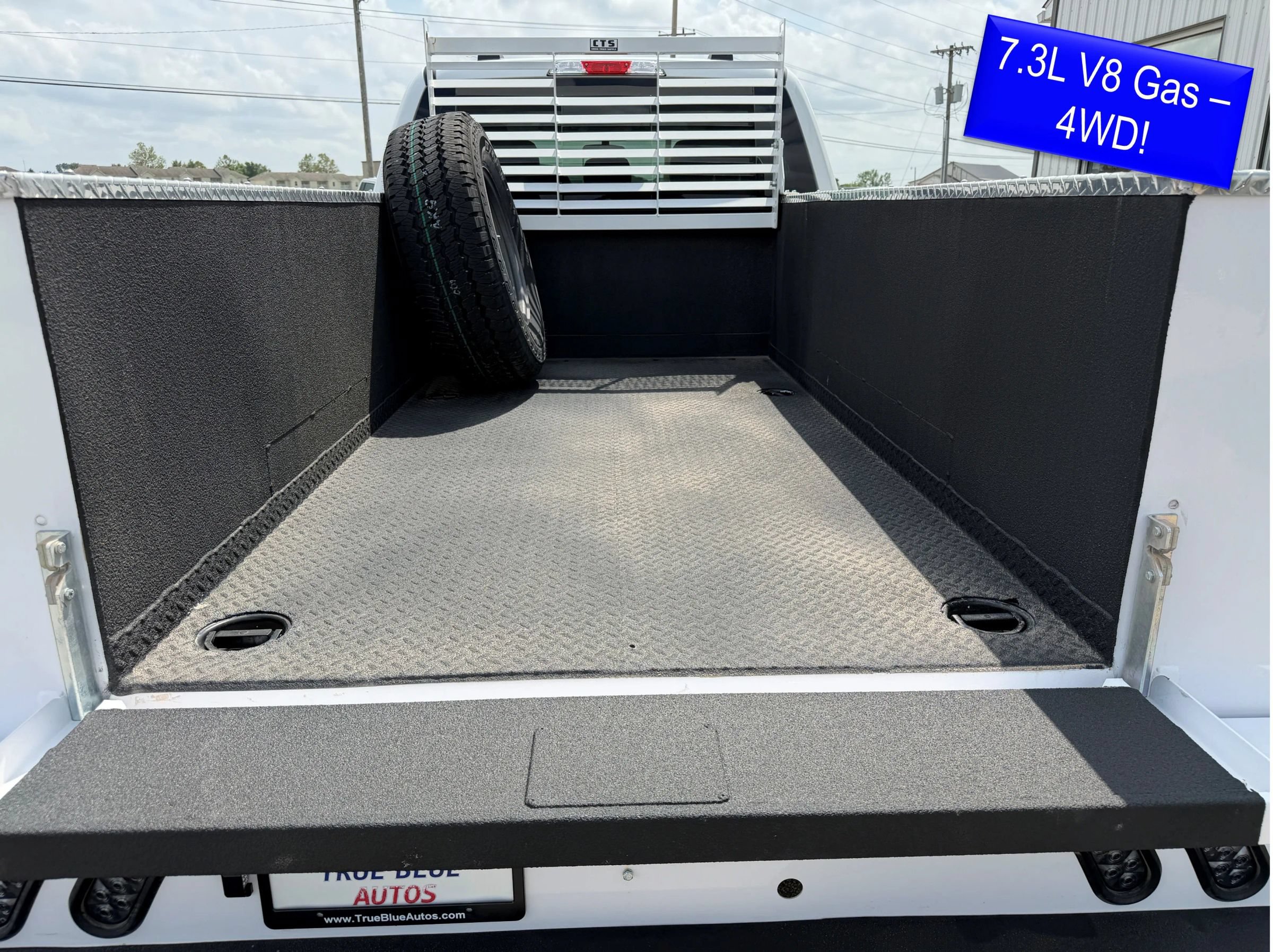 Used 2025 Ford F350 XLT AWD/4WD image 3