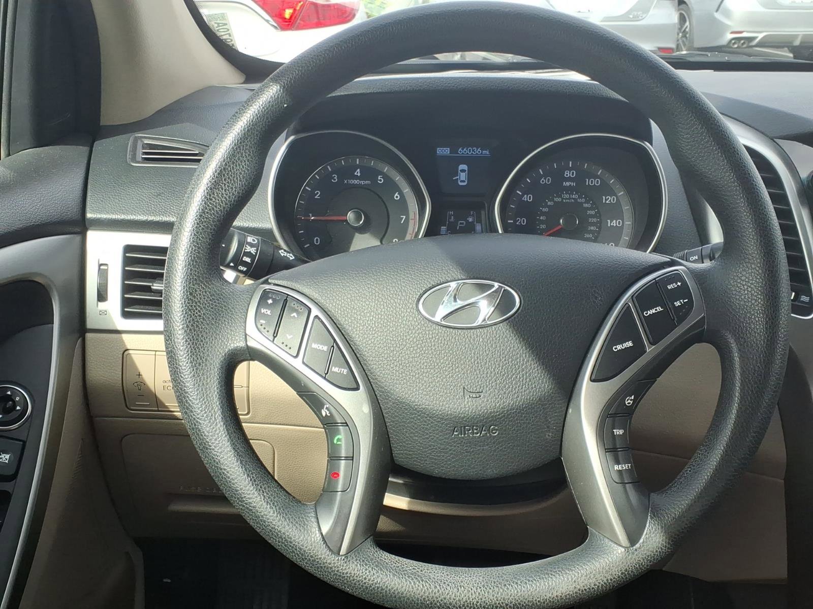 Used 2016 Hyundai Elantra GT FWD image 12